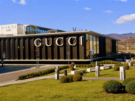 montevarchi outlet gucci